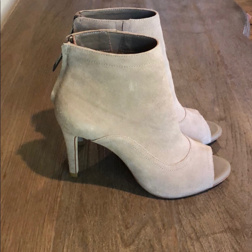 Joie Suede Edison Open Toe Booties size 7 - Picture 1 of 6